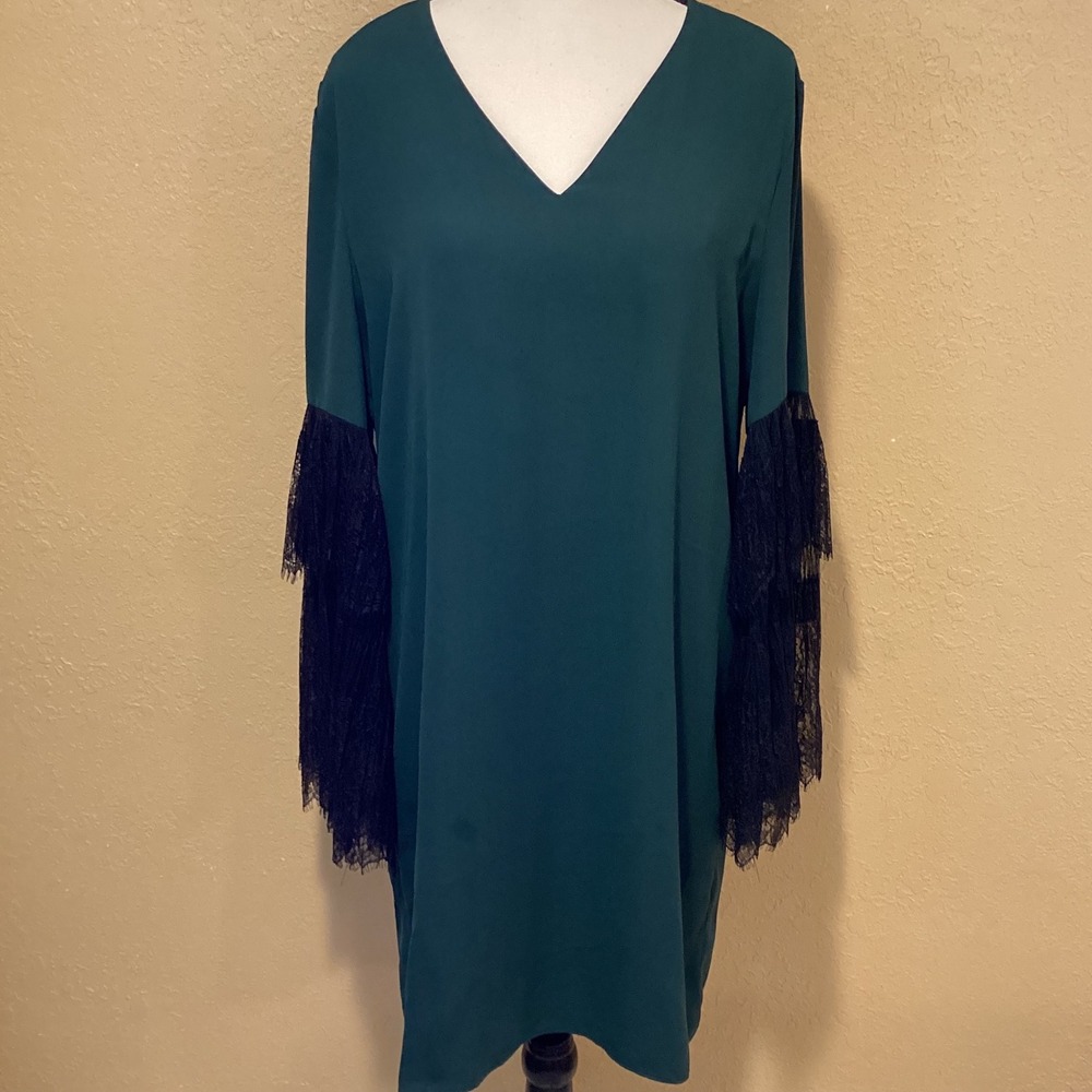 KOBI HALPERIN Suki Lace Sleeve Shift Dress Green And Black, Size Medium